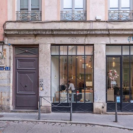 Appartement Le 14 Sathonay à Lyon Extérieur photo